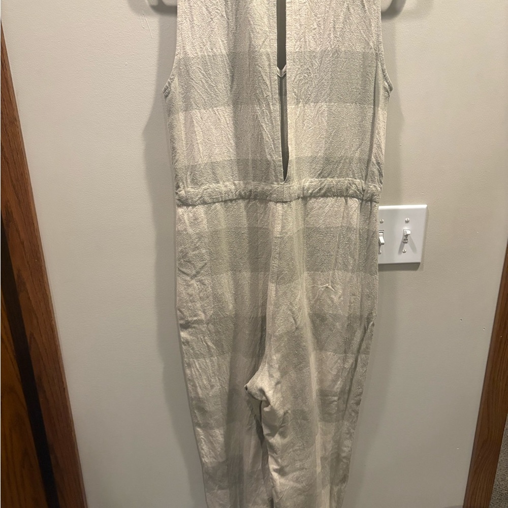 Ali Golden Silk XS Jumpsuit - Picture 6 of 9